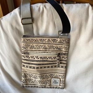 Shoulder purse